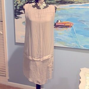 H. Trend,, Timeless,Romantic & Made in Italy,Gorgeous Silk Sheath,EUC,Size Small